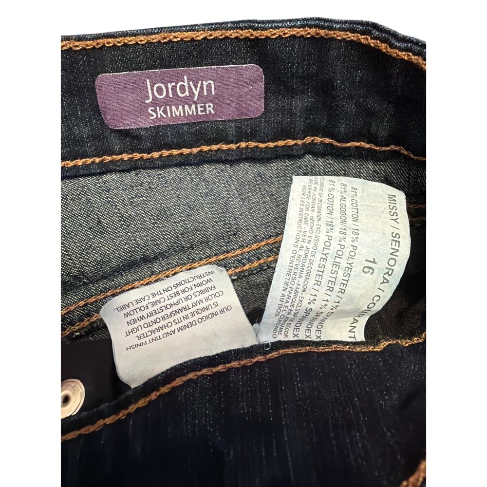 Gloria Vanderbilt Women's Plus Size Dark Wash Jordyn Skimmer Capri Jeans Size 16 - Picture 5 of 5